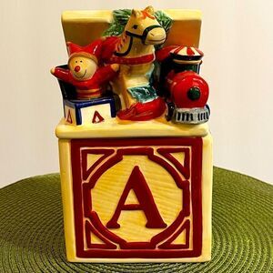 Pfaltzgraff Holiday Garland Candy dish ABC block with lid NWT